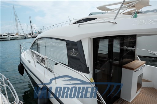 sealine 335 2021 foto giugno 2024 (14)