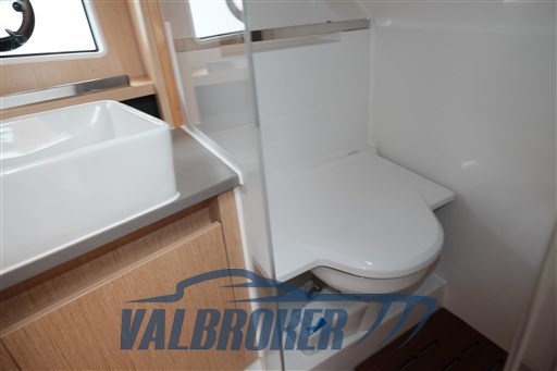 sealine 335 2021 foto giugno 2024 (59)