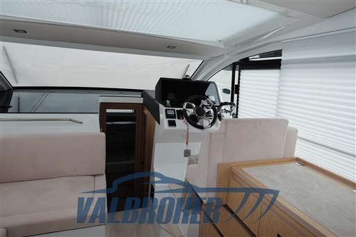 sealine 335 2021 foto giugno 2024 (47)