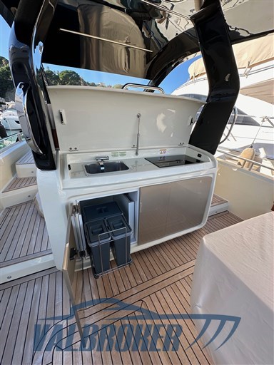 invictus 370 Valbroker esterni (15)