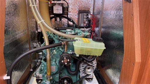 w5fp4b557k.jpg