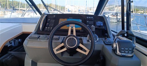 e3010_amgnm_7.jpg