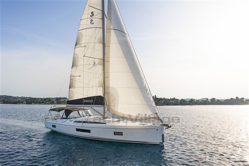 Beneteau Oceanis 51.1
