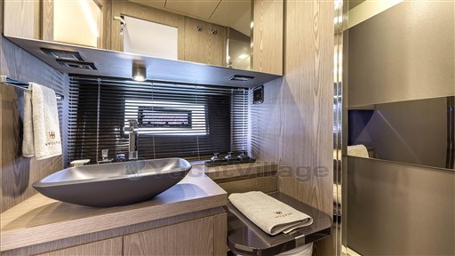 20959_vpu00_tt460-interior-4.jpg