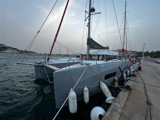 c8b76_i7cno_catamaran_excess_11_cap_med_5.jpg