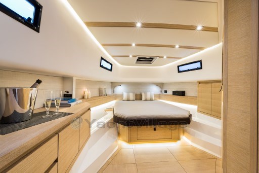 77387_0x9jt_gc_pardo_yachts_interior_2017_0015.jpg
