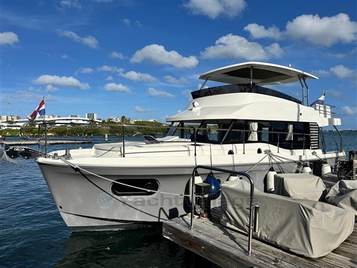 b0c35_2dd2c_2023-beneteau-swift-trawler-48-power-9719548-20250318122415375-1_xlarge.jpg