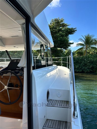 de948_a4da6_2023-beneteau-swift-trawler-48-power-9719548-20250318122655087-1_xlarge.jpg