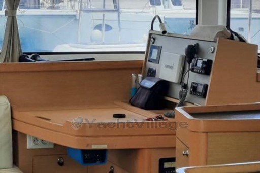 4bed8_22665_2016-lagoon-42-sail-9722593-20250320110035963-1_xlarge.jpg