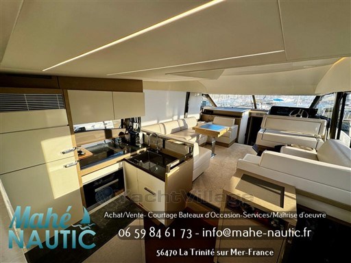 31c21_424a8_bateau_prestige-yachts-520-fly_9589390.jpg