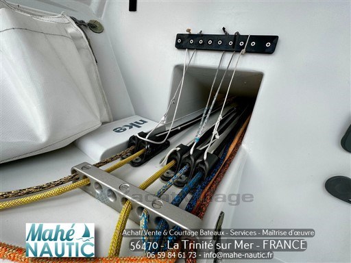 b8354_60717_bateau_jps-mach-404_9085561.jpg