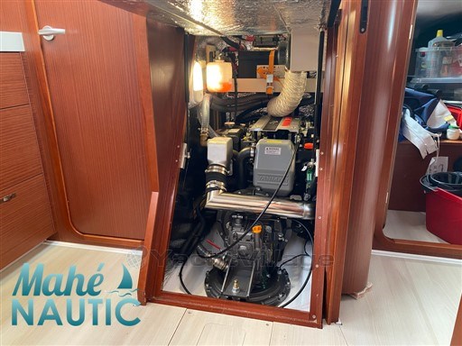 5a34c_4c5bd_compartiment_moteur.jpg