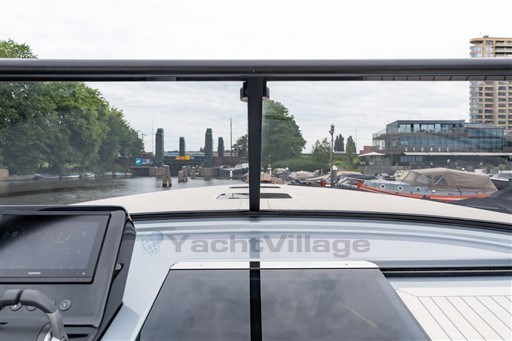 cc461_asset_2_559_big.jpg