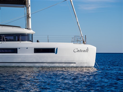 Lagoon 51 - 2024 - Catwalk