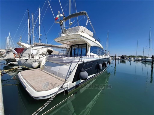 Prestige 420 Flybridge Line