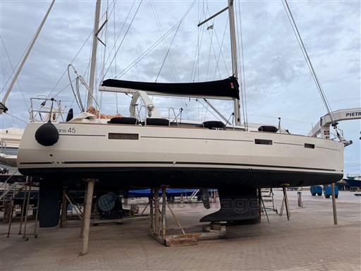 Beneteau Oceanis 45