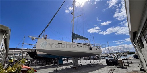 6gcyp7tv88.jpg