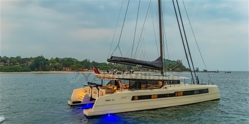 y94x0nn9zf.jpg