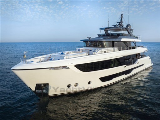 GULF CRAFT - MAJESTY 112 - exteriors