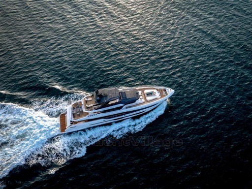 GULF CRAFT - MAJESTY 112 - exteriors