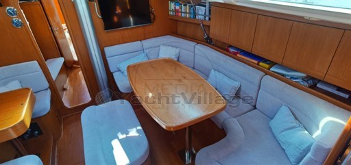 COMAR YACHTS - COMET 45s - interiors