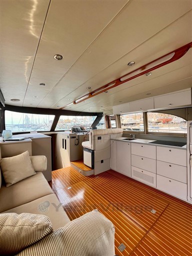 RIVIERA YACHT - ALASKA 50 - interiors