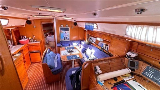 BAVARIA YACHTS - BAVARIA 42 - interiors