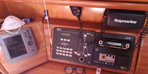 BAVARIA YACHTS - BAVARIA 42 - electronic