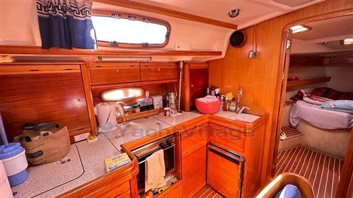 BAVARIA YACHTS - BAVARIA 42 - interiors