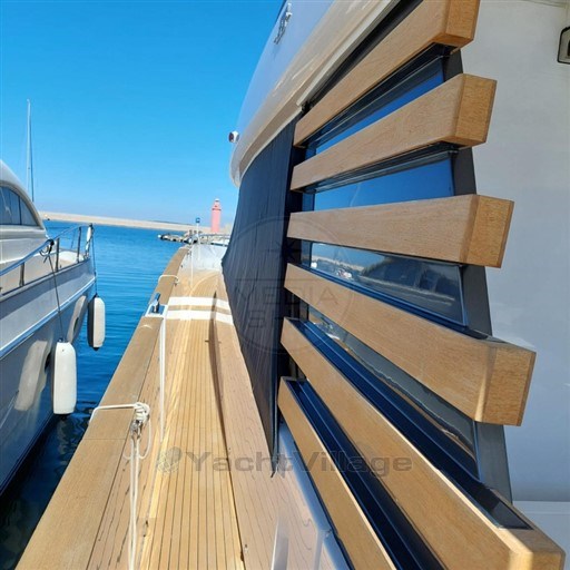 AZIMUT YACHTS - MAGELLANO 66 - exteriors
