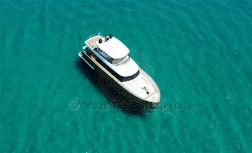 AZIMUT YACHTS - MAGELLANO 66 - exteriors