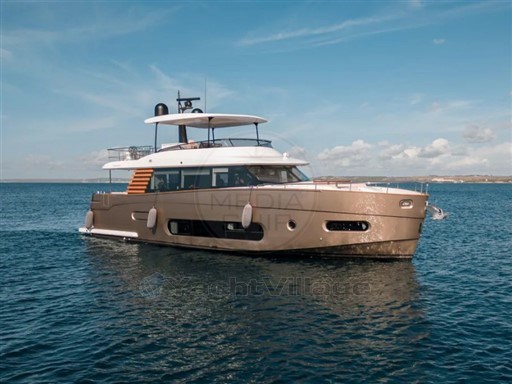 Azimut Magellano 66
