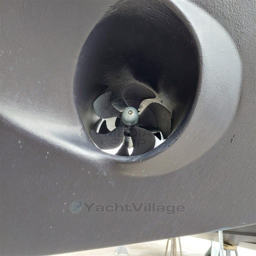 AZIMUT YACHTS - MAGELLANO 66 - exteriors