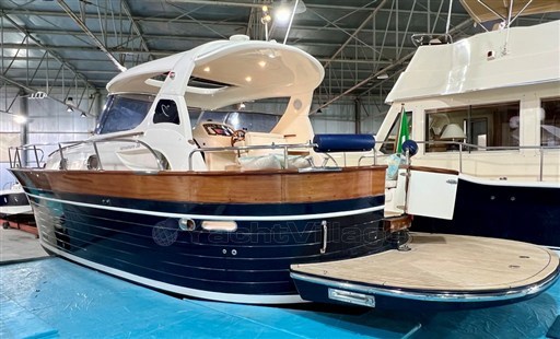 Apreamare 38 Comfort Hard Top