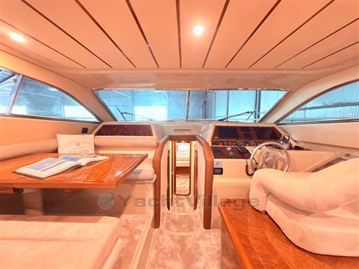 Ferretti 165-13- dinette 