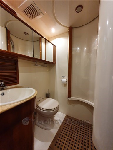Conam 60 Wide Body Bagno cabina ospiti poppa