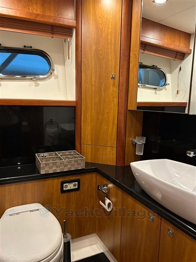 Sunseeker Manhattan 70