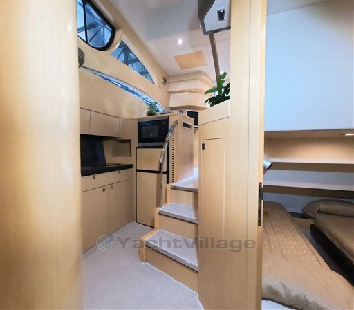 Enterprise Marine 420 Vista cucina da disimpegno notte