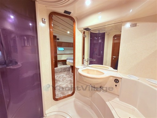 Ferretti 165-31-bagno armatore