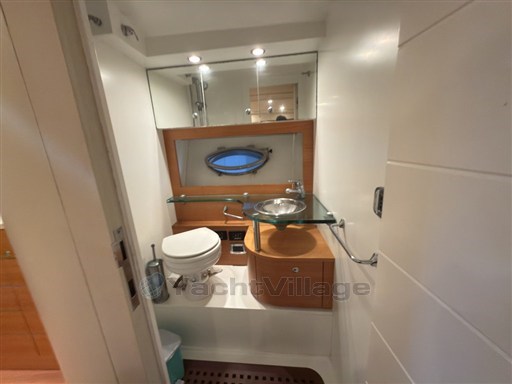 Colombo 42. 28 bagno arm
