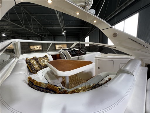 Princess V42