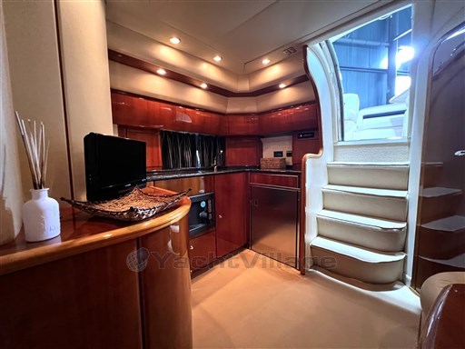 Princess V42