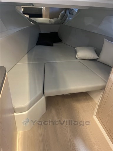 BMA X233 CABINA PRUA