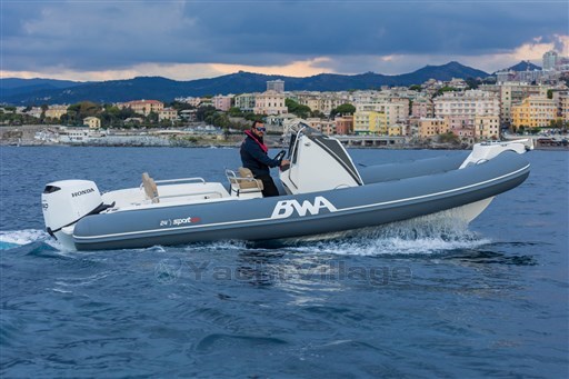 BWA 24 GTO LATERALE