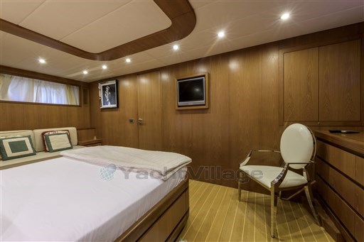 _MOT7152-HDR (2)
