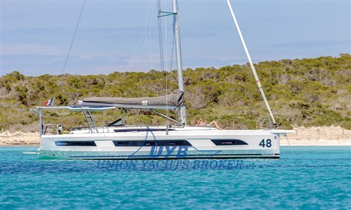 Dufour Yachts 48