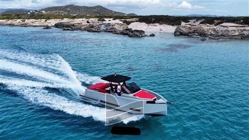 De Antonio Yachts D36 Open