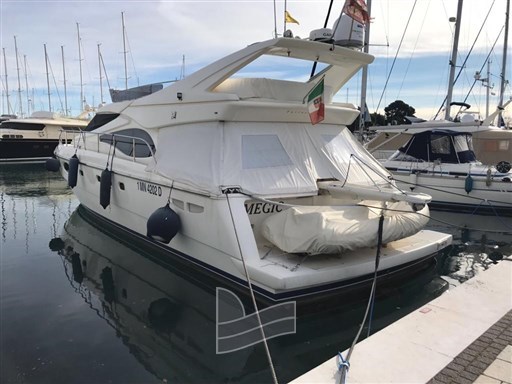 Ferretti 591