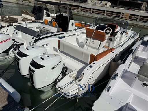 Invictus Capoforte Cx270