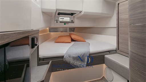 4F1A1657-1.jpg